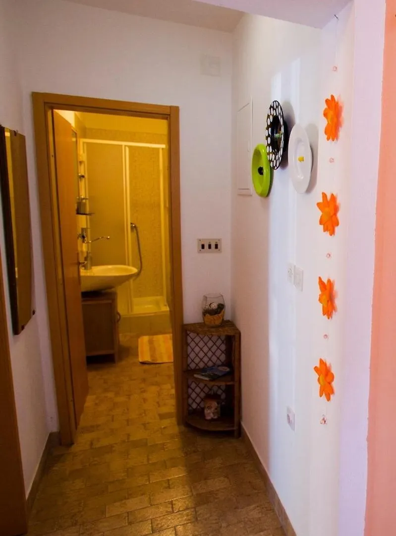 Apartments With A Parking Space Vrbnik, Krk - 5392 0*, Vrbnik (Primorje-Gorski Kotar) Croatia